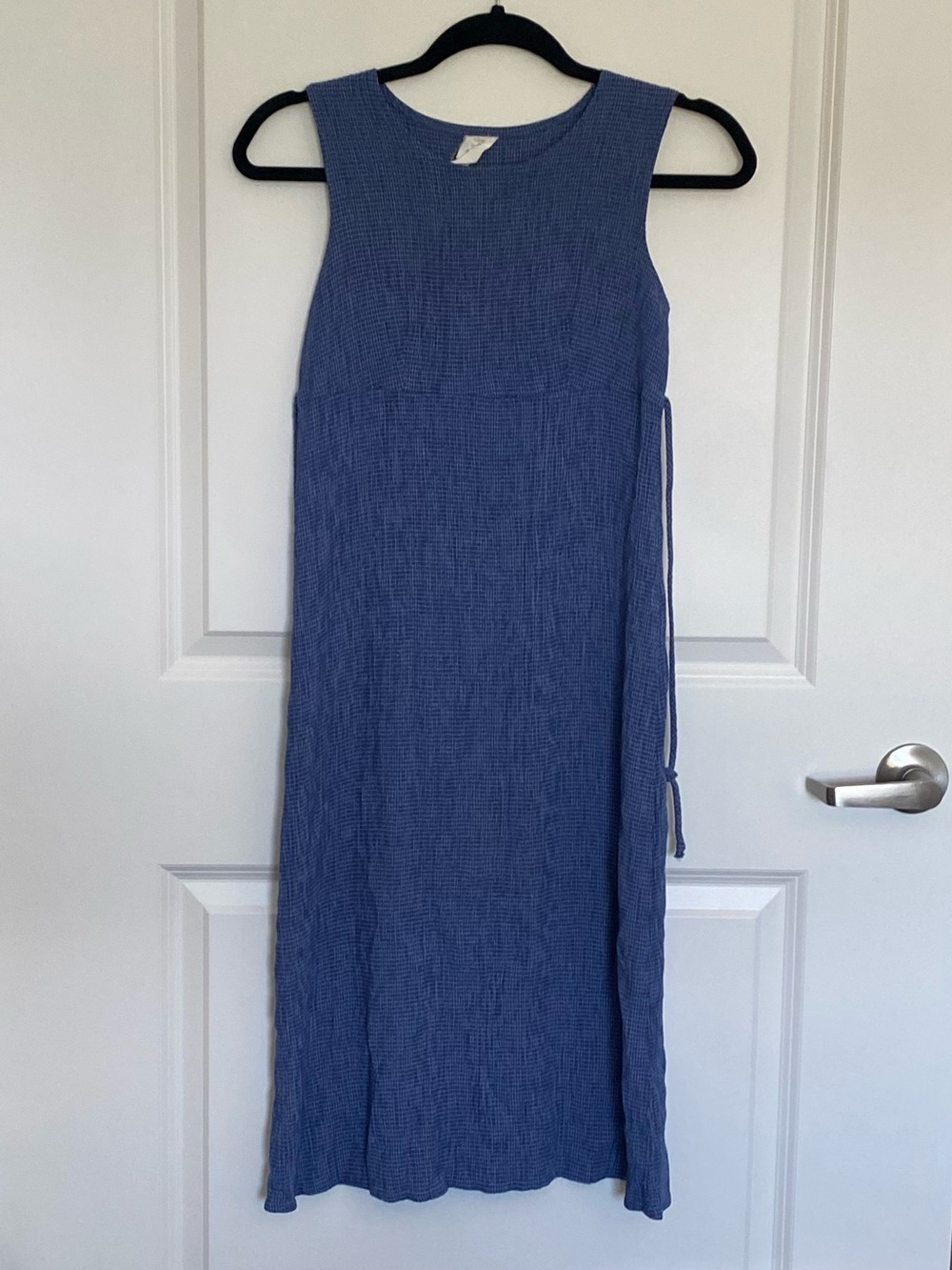 Vintage Women’s Sleeveless Blue Textured Midi Dress and Top Set